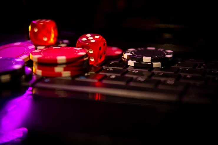 Antarmuka Shio Table di tiket300 menampilkan meja dealer dengan kartu dan opsi taruhan zodiak